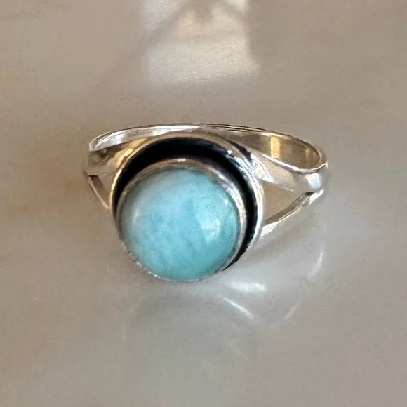 NWOT Sundance Pale Sky Ring, Larimar, Sterling Silver